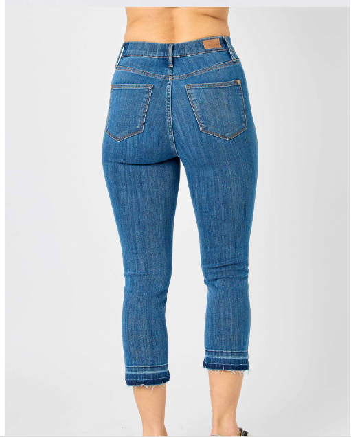 JUDY BLUE HIGH WAIST PULL ON CAPRI