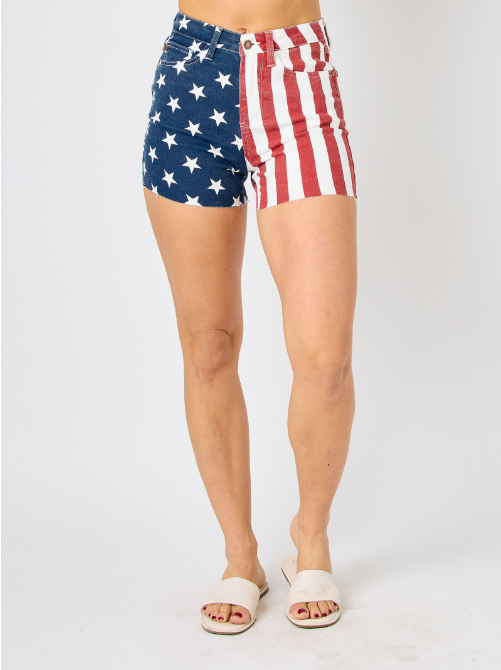 JUDY BLUE HIGH WAIST AMERICANA FLAG FRAY HEM SHORTS PLUS SIZE
