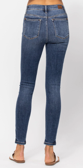 judy blue mid-rise handsand classic skinny