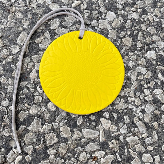 ROUND SUNFLOWER AIR FLAIR- YELLOW-LEATHER